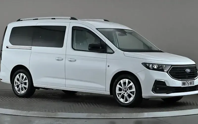 Used Ford Tourneo Titanium 122 HP (89 kW) 2026 Estate