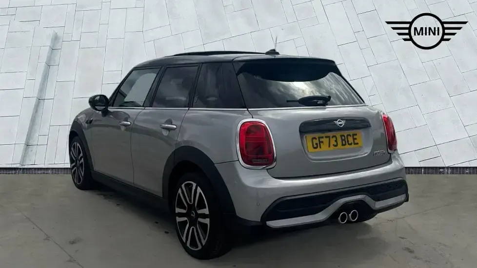 Used Mini Cooper S Exclusive 176 HP (129 kW) 2023 Silver Hatchback