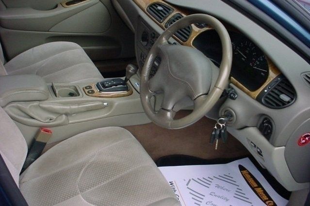 Used Jaguar S-Type S 240 HP (176 kW) 2000 Sedan