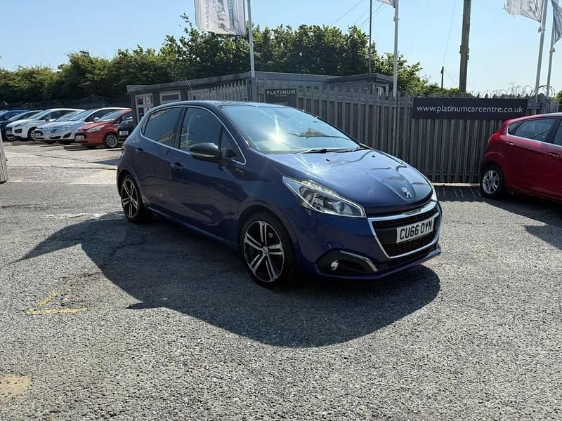 Used Peugeot 208 GT-line 100 HP (73 kW) 2016 Blue Hatchback