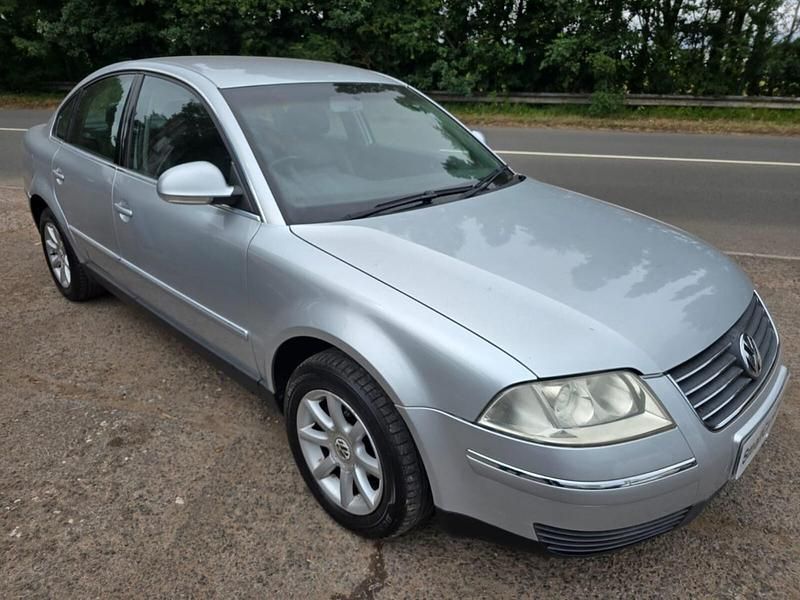 Used VW Passat Highline 130 HP (95 kW) 2003 Silver Sedan