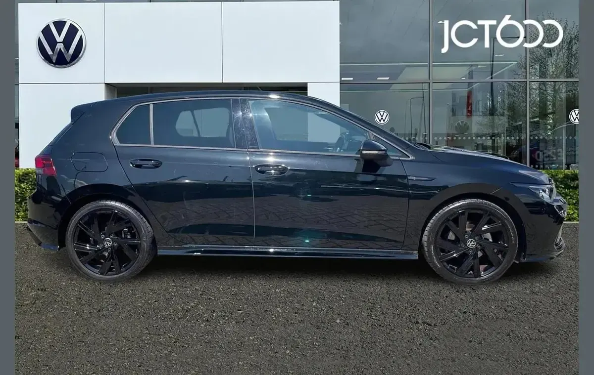 Used VW Golf VIII Black Edition 147 HP (108 kW) 2024 Black Hatchback