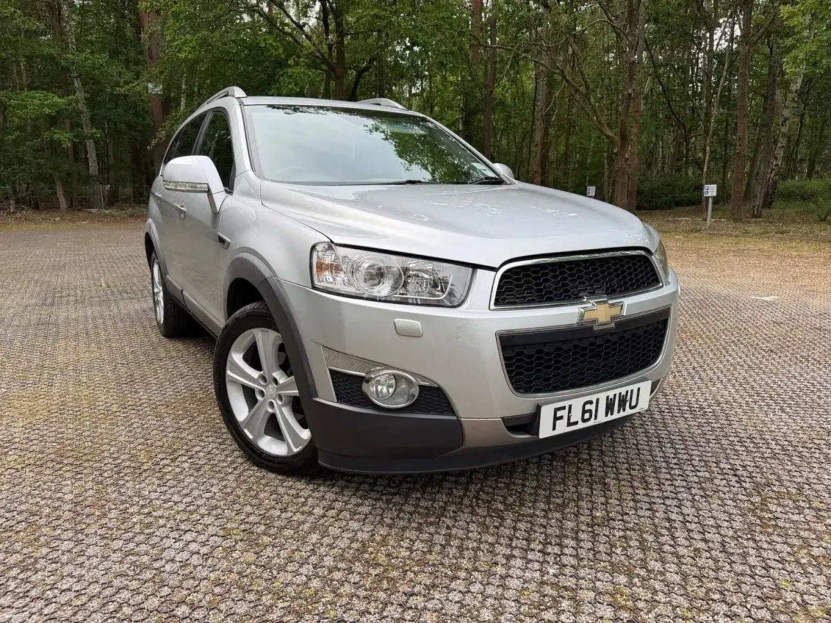 Used Chevrolet Captiva LTZ 184 HP (135 kW) 2011 Silver SUV