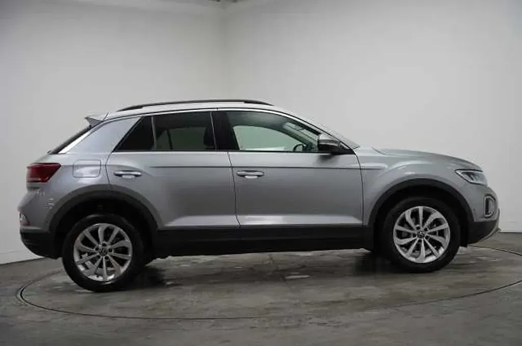 Used VW T-Roc 150 HP (110 kW) 2025 SUV
