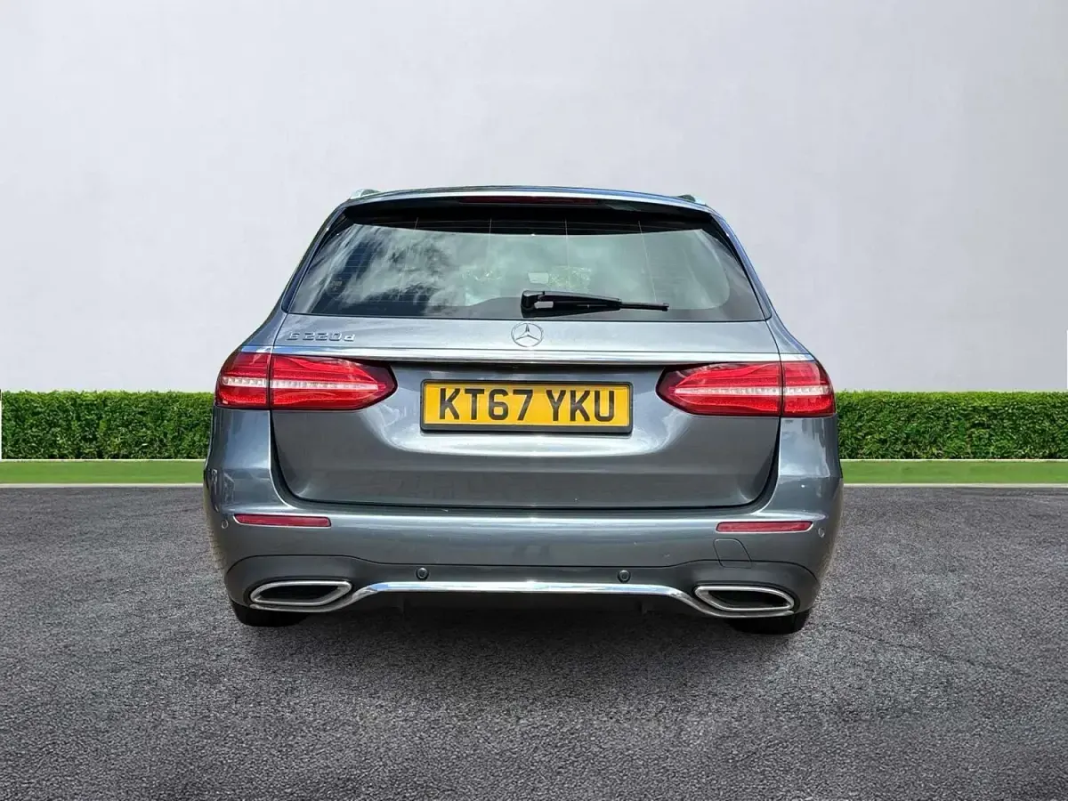 Used Mercedes E220 AMG line 2018 Grey Estate