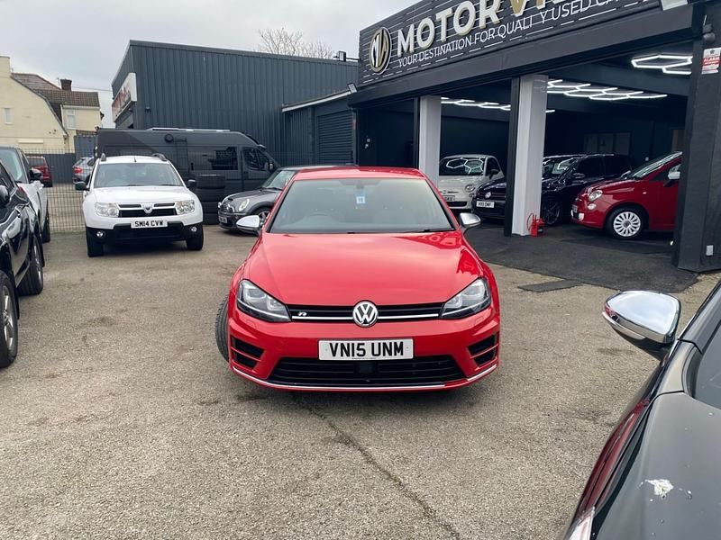 Used VW Golf VII R 2015 Red Hatchback