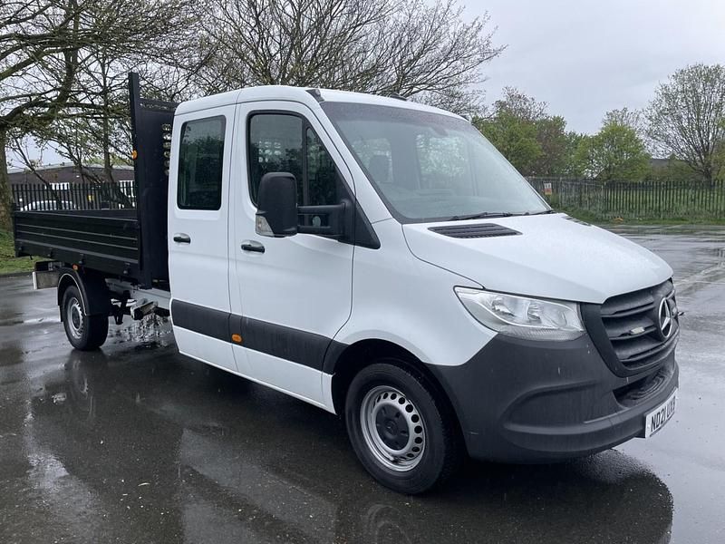Usado Mercedes Sprinter 140 HP (102 kW) 2021 Branco Van