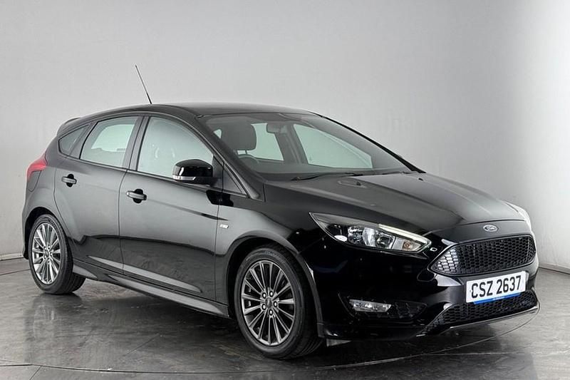 Used 2018 Ford Focus ST-Line Hatchback | £9,650 (Good price) - Image 1/1