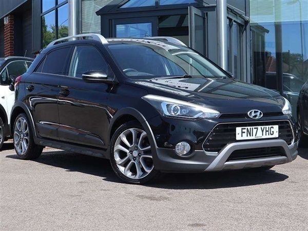 Black Used 2017 Hyundai i20 Active Hatchback | £7,150 (A bit pricey) - Image 1/1