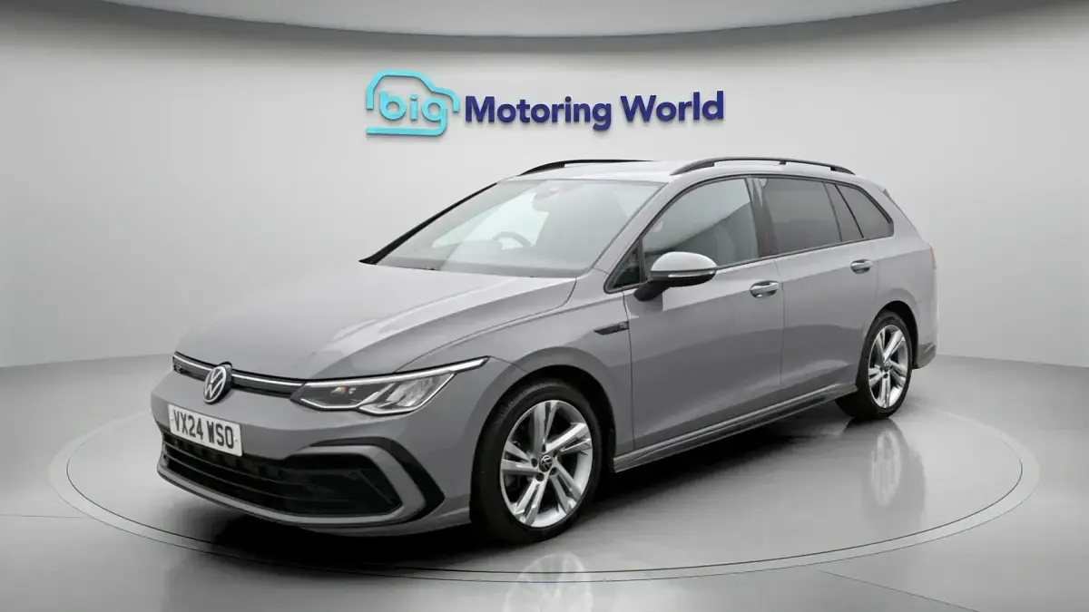 Used VW Golf VIII R-line 150 HP (110 kW) 2023 Grey Estate