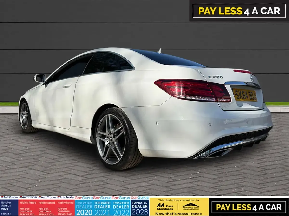 Usado Mercedes E220 AMG line 2014 Blanco Coupe