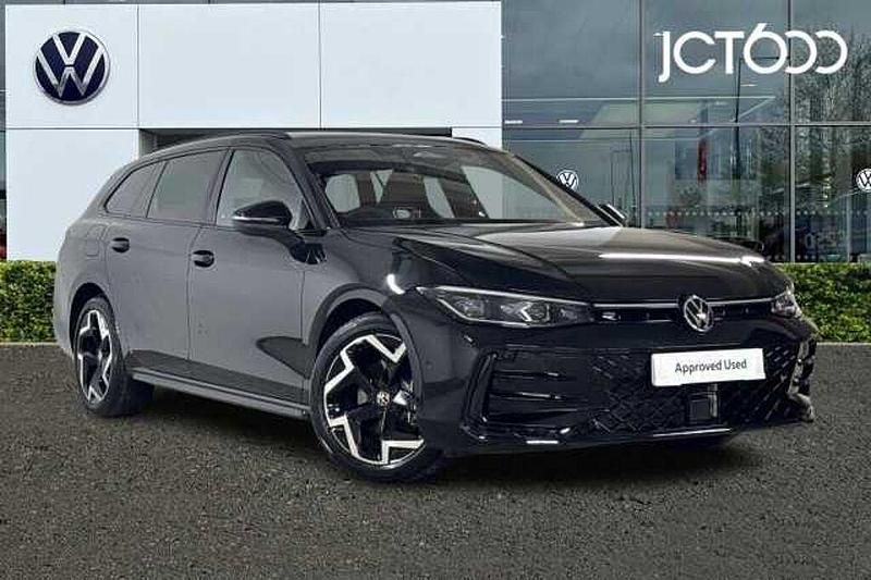 Used VW Passat 150 HP (110 kW) 2025 Estate