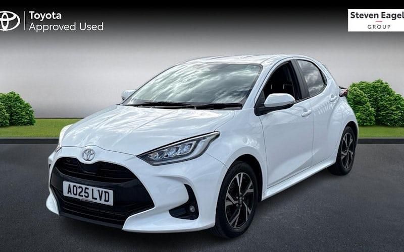 Used Toyota Yaris Hybrid Design 116 HP (85 kW) 2026 Hatchback