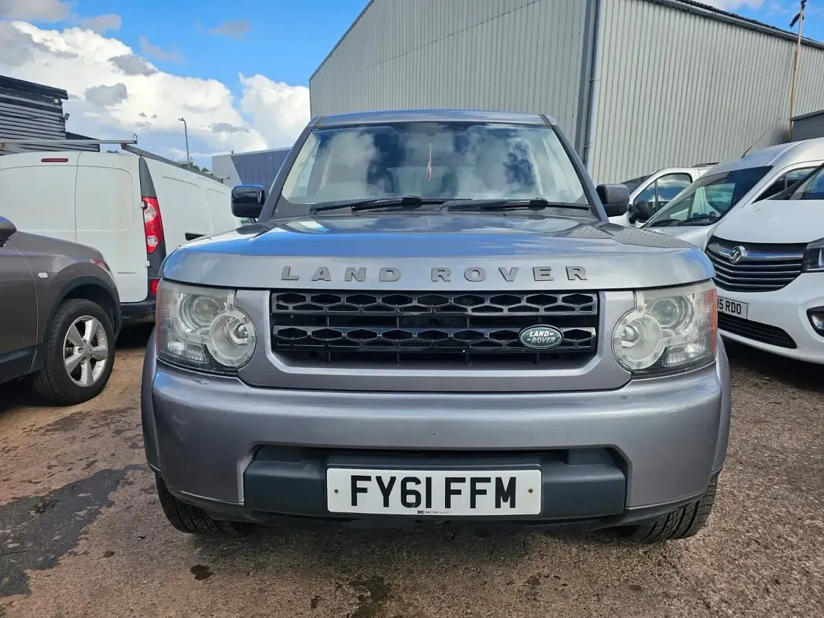 Used Land Rover Discovery 255 HP (187 kW) 2011 Grey SUV