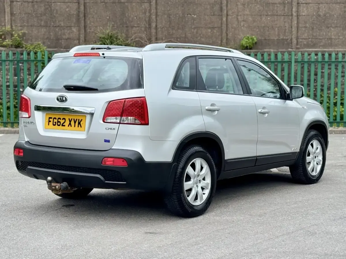 Second-hand Kia Sorento 197 CP (144 kW) 2012 Argintiu SUV