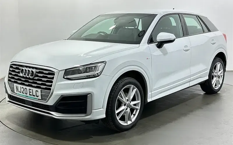 Used Audi Q2 S-Line 150 HP (110 kW) 2020 White SUV