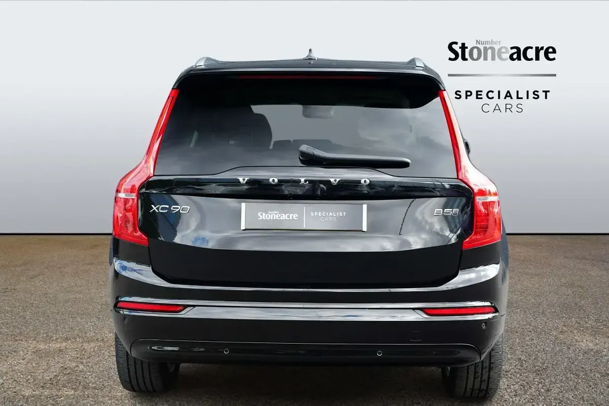Used Volvo XC90 Core 2024 Black SUV