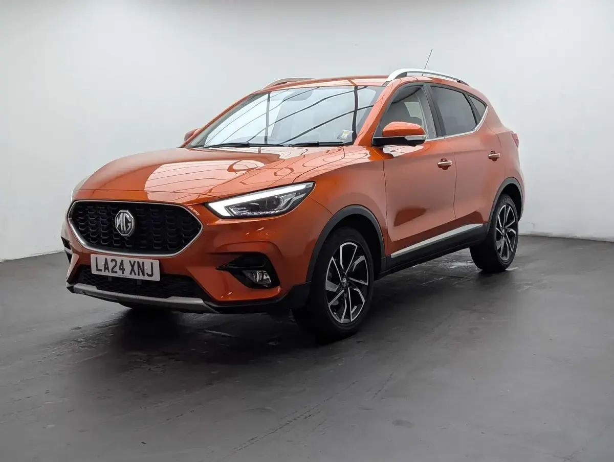 Used MG ZS Exclusive 111 HP (81 kW) 2024 Orange SUV