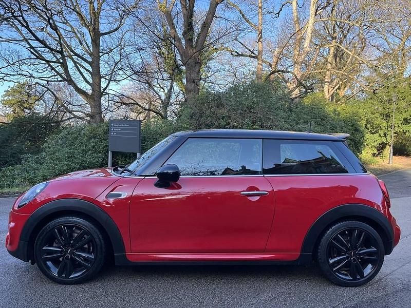 Used Mini Cooper Hatch 2018 Red Hatchback