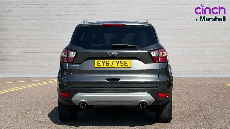 Używany Ford Kuga Titanium 120 KM (88 kW) 2017 Szary SUV