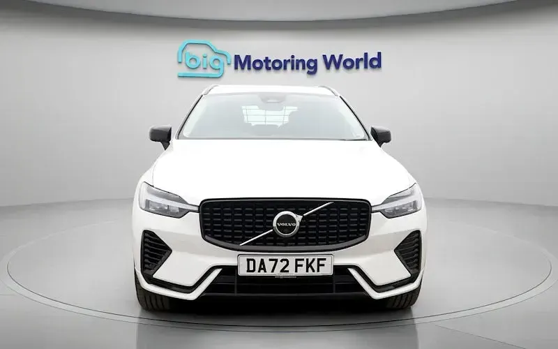 Usado Volvo XC60 Plus 349 CV (256 kW) 2022 Blanco SUV