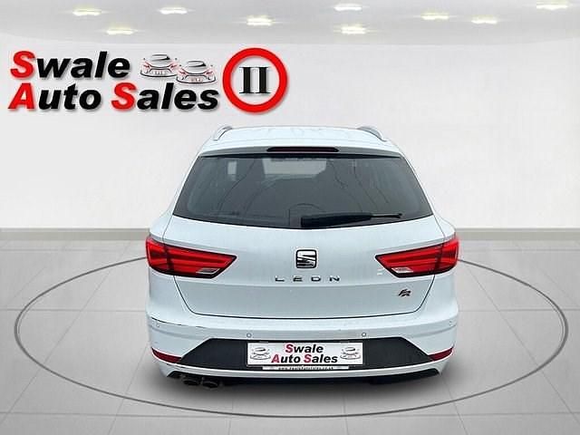 Used Seat Leon ST FR 130 HP (95 kW) 2019 White Estate