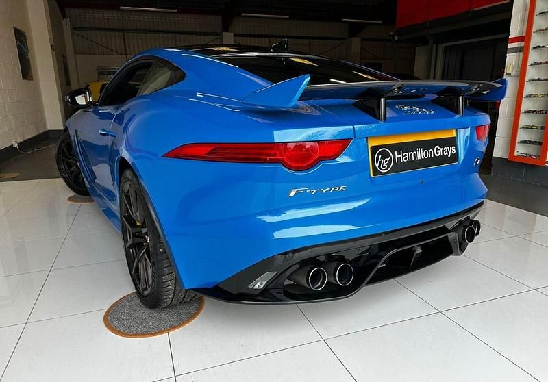 Used Jaguar F-Type Supercharged 575 HP (422 kW) 2016 Blue Coupe