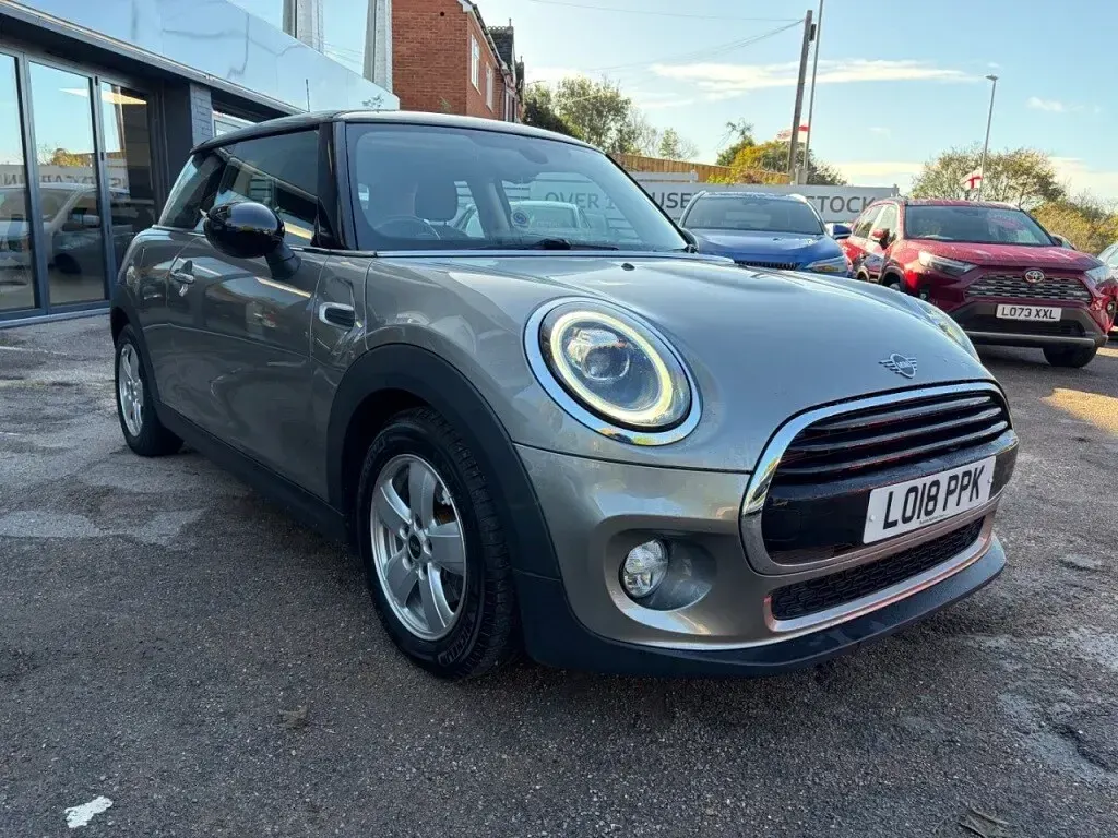 Used Mini Cooper Hatch 2018 Silver Hatchback