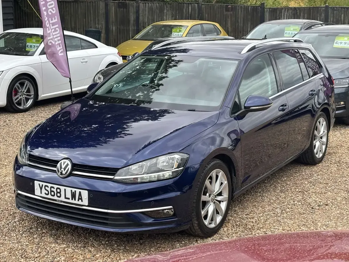 Used VW Golf VII GT 150 HP (110 kW) 2018 Blue Estate