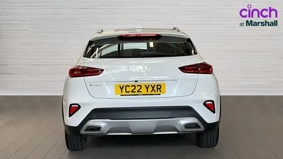 Used Kia XCeed 118 HP (86 kW) 2022 White SUV