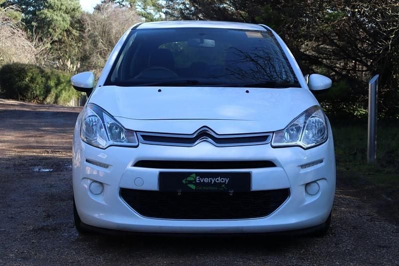Used Citroën C3 PureTech 2014 White Hatchback