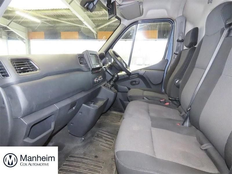 Used Renault Master Business 2023 Blue MPV