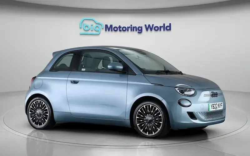 Used Fiat 500e Icon 86 kW (118 HP) 2022 Blue Hatchback