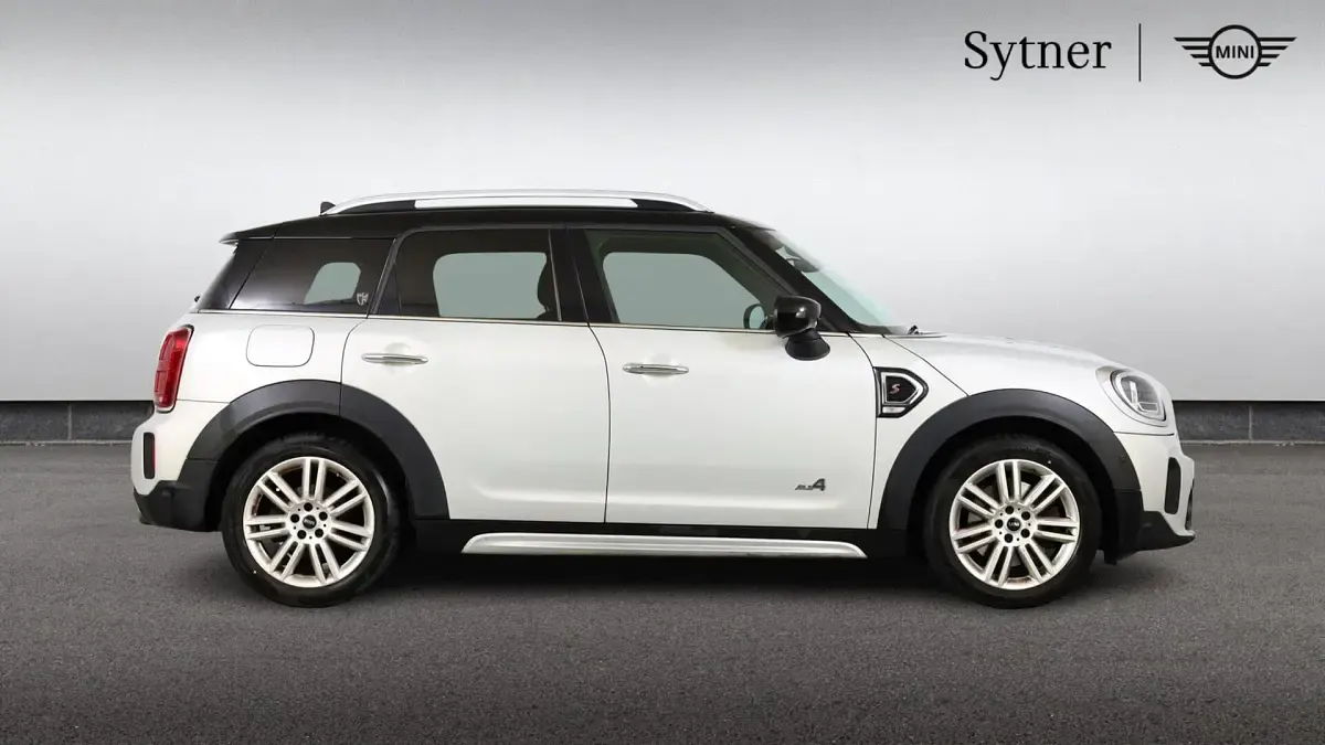 Used Mini Cooper S Countryman Exclusive 176 HP (129 kW) 2022 Silver SUV