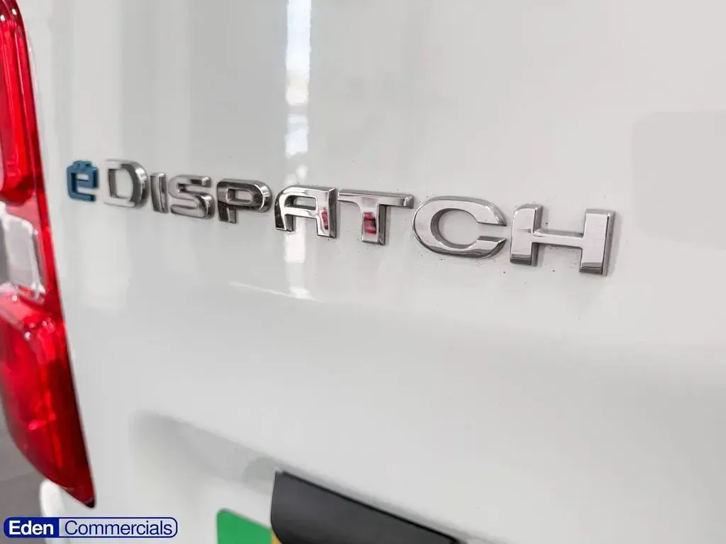 Used Citroën Dispatch 100 kW (136 HP) 2023 White MPV