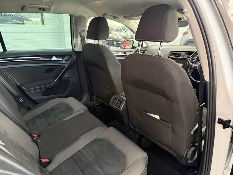 Used VW Golf VII GT 130 HP (95 kW) 2019 White Hatchback