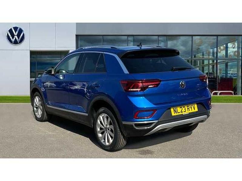 Used VW T-Roc Style 150 HP (110 kW) 2023 Blue SUV