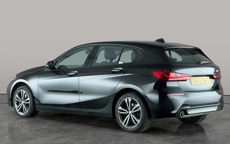 Used BMW 118 Sport Line 136 HP (100 kW) 2024 Hatchback