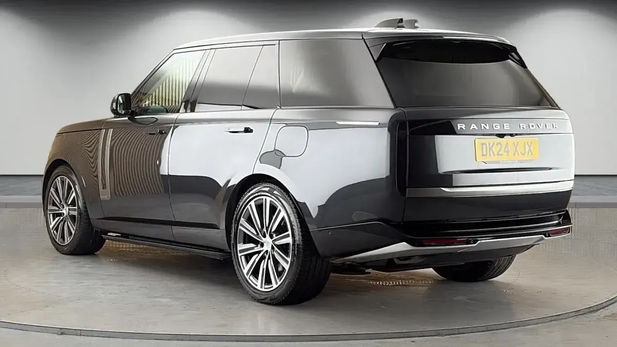 Used Land Rover Range Rover Autobiography 2024 Carpathian grey SUV