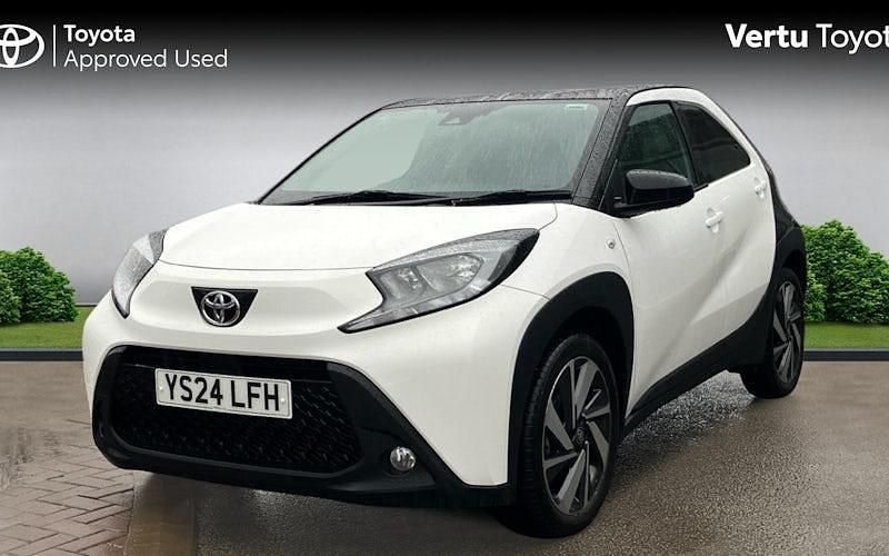 Used Toyota Aygo X 72 HP (52 kW) 2025 SUV