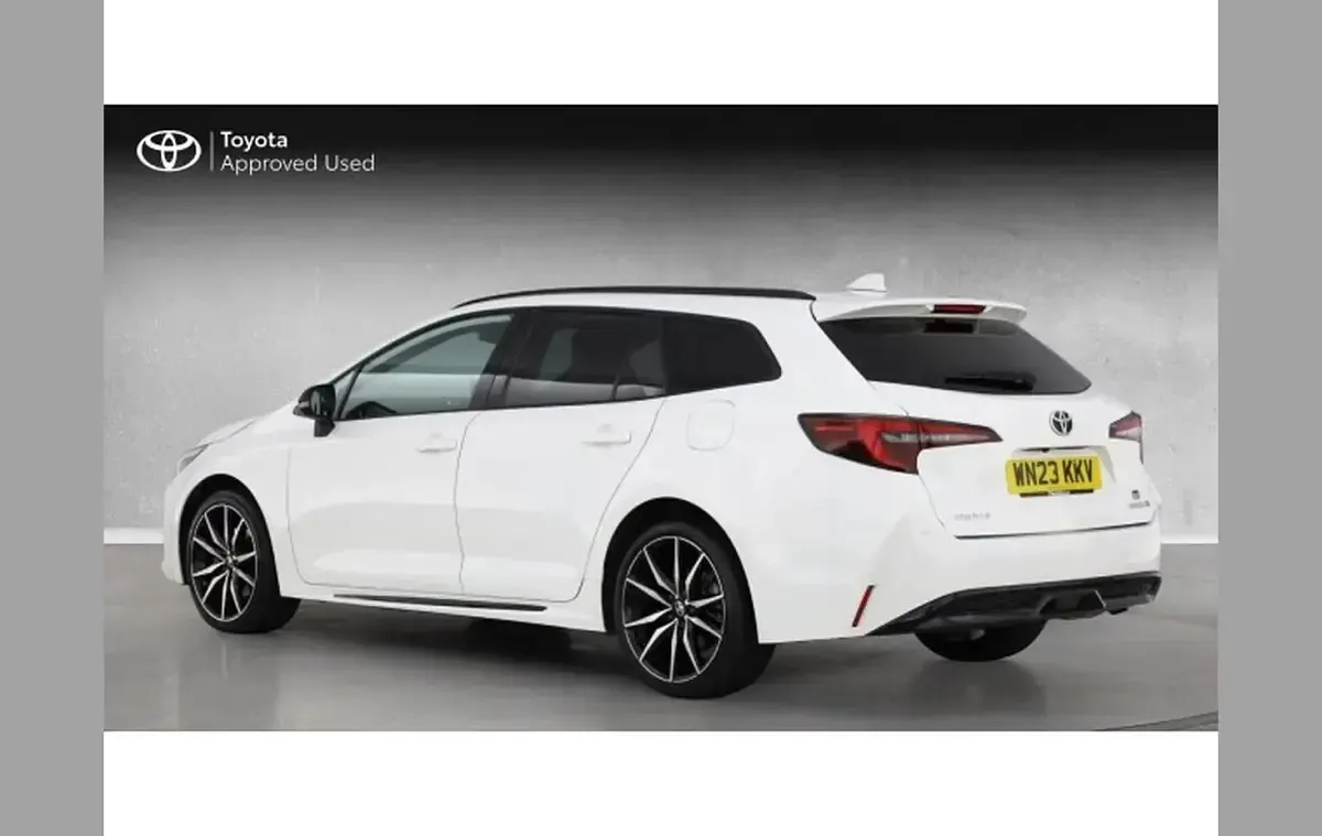 Used Toyota Corolla Sport 192 HP (141 kW) 2023 White Estate