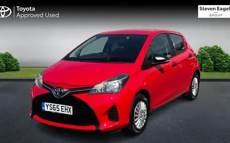 Used Toyota Yaris Active 69 HP (50 kW) 2016 Hatchback