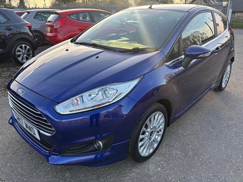 Used Ford Fiesta Zetec 2017 Blue Hatchback