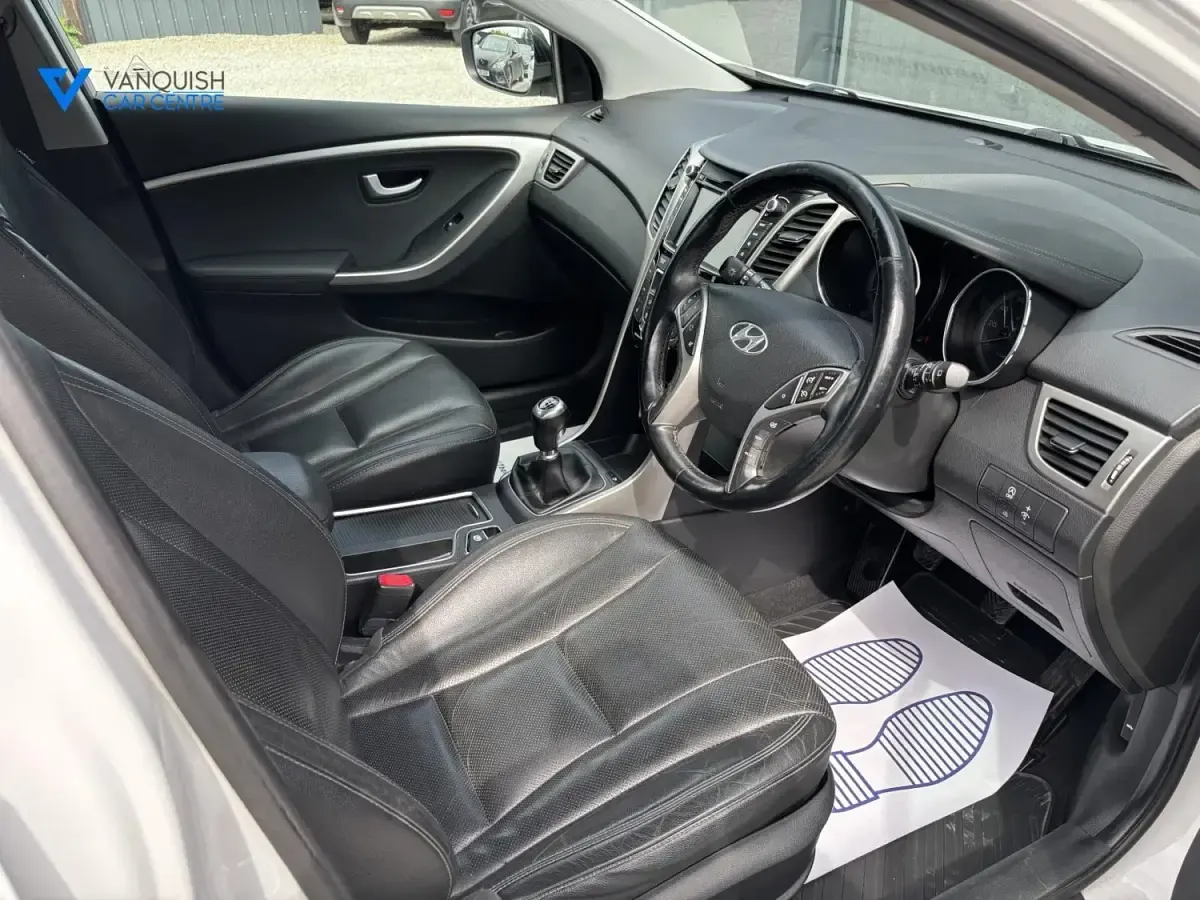 Second-hand Hyundai i30 Premium 136 CP (100 kW) 2018 Alb Break