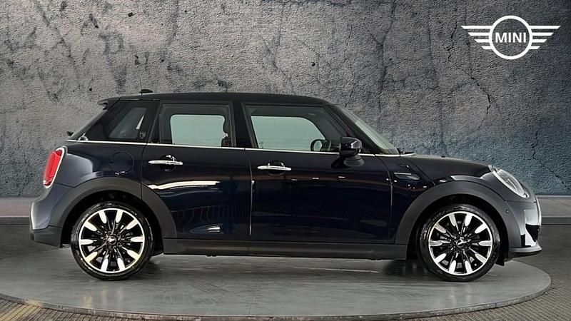 Used Mini Cooper Exclusive 134 HP (98 kW) 2022 Black Hatchback