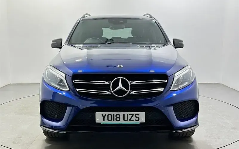 Used Mercedes GLE250 AMG 204 HP (150 kW) 2018 Blue Estate