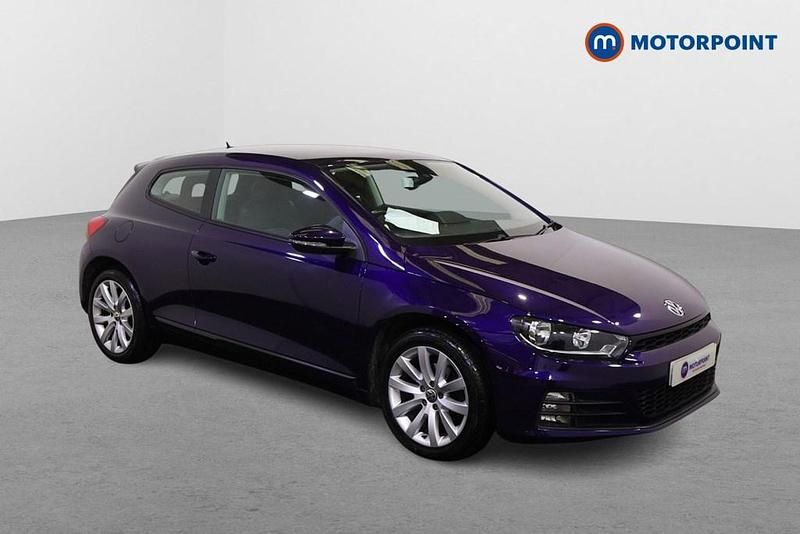 Used VW Scirocco 125 HP (91 kW) 2016 Mauve/purple Coupe