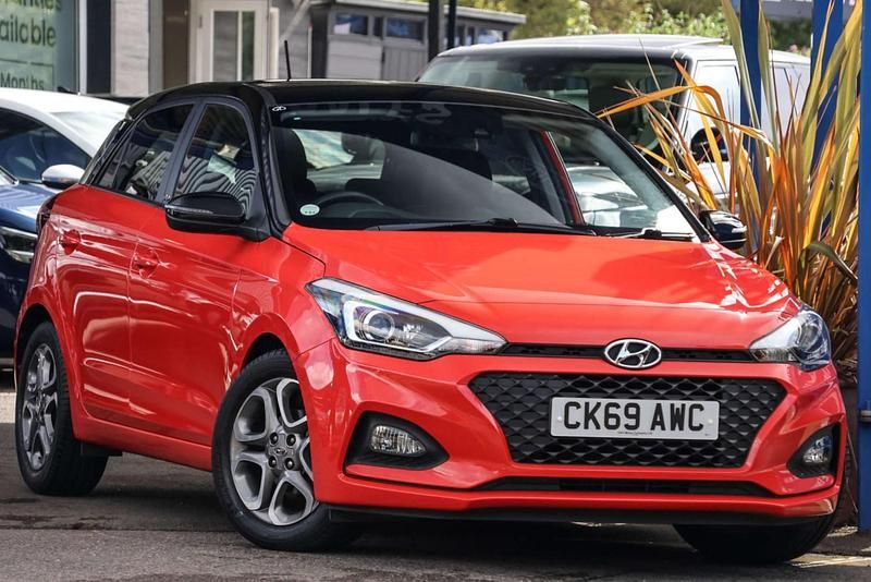 Red Used 2019 Hyundai i20 Hatchback | £10,991 (Fair price) - Image 1/4