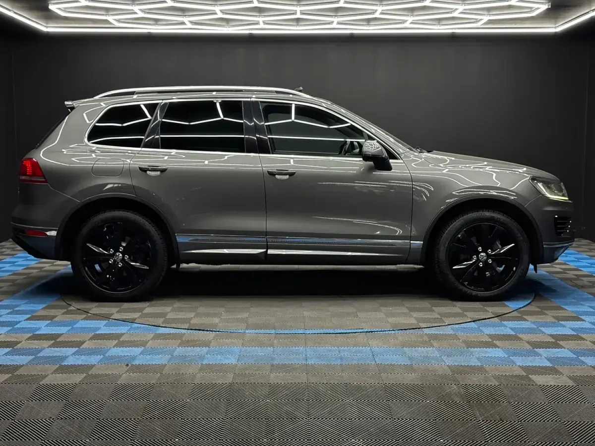 Used VW Touareg R-line 2016 Grey SUV