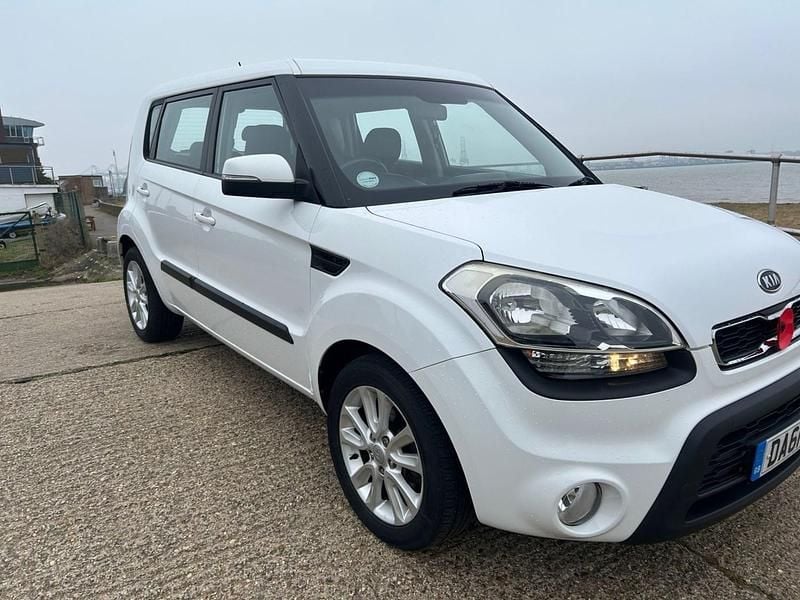 Used Kia Soul 2011 White SUV
